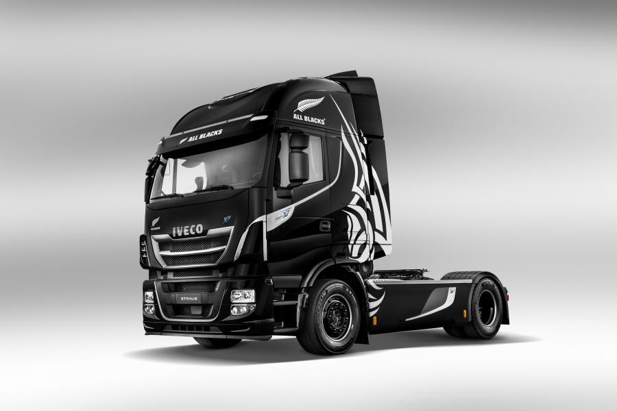  Iveco Stralis 480XP 4x2 All Blacks Emotional Truck 2016 года  (фото 1 из 2)